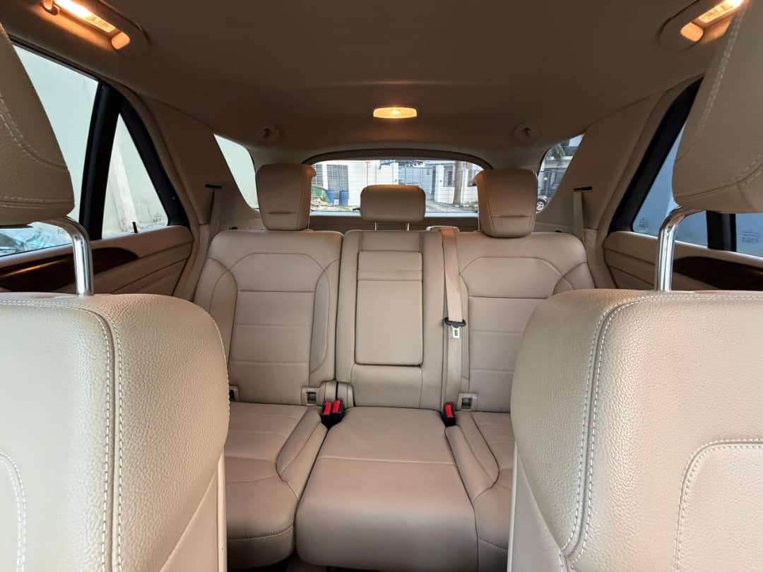 Foreign Used 2013 Mercedes-Benz ML350 V6 – Key Start, Reverse Camera, Leather Seats, Sunroof ₦25300000