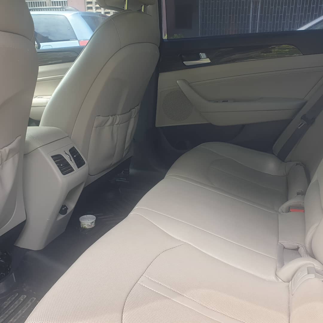 Foreign Used 2015 Hyundai Sonata Limited – Push Start, Reverse Camera, Leather Seats, Panoramic Roof ₦16100000