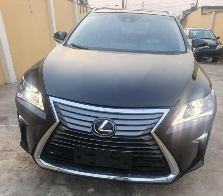 Foreign Used 2015 Hyundai Sonata Limited – Push Start, Reverse Camera, Leather Seats, Panoramic Roof ₦16100000