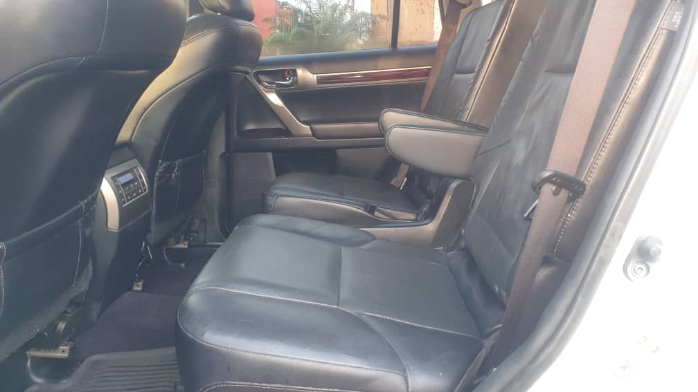 Foreign Used 2017 Lexus GX460 V8 – Push Start, Reverse Camera, Leather Seats ₦65550000