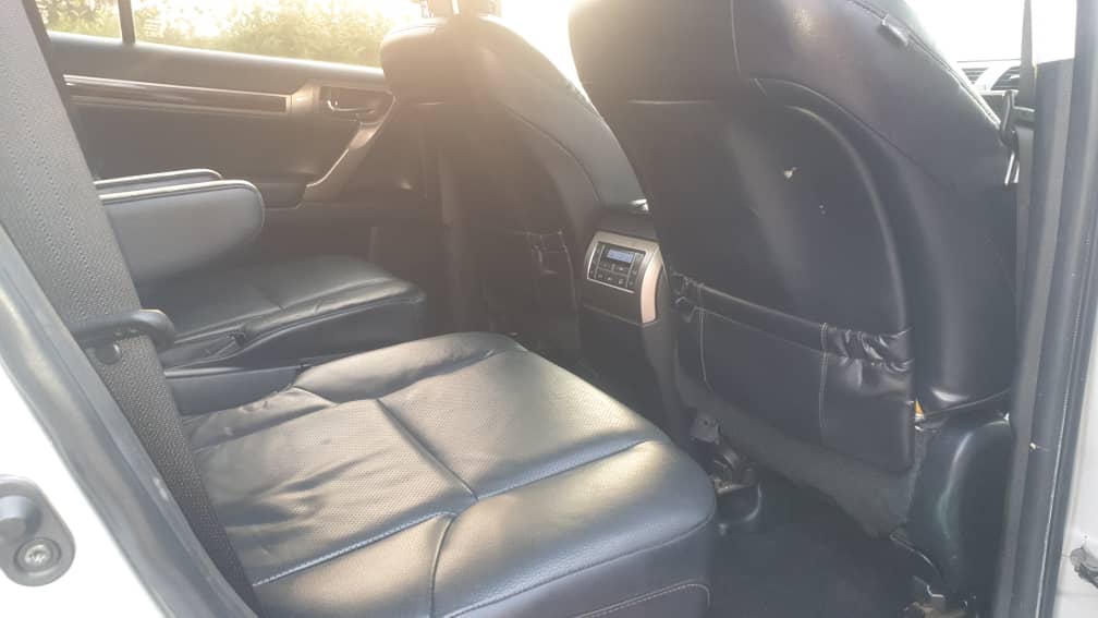 Foreign Used 2017 Lexus GX460 V8 – Push Start, Reverse Camera, Leather Seats ₦65550000