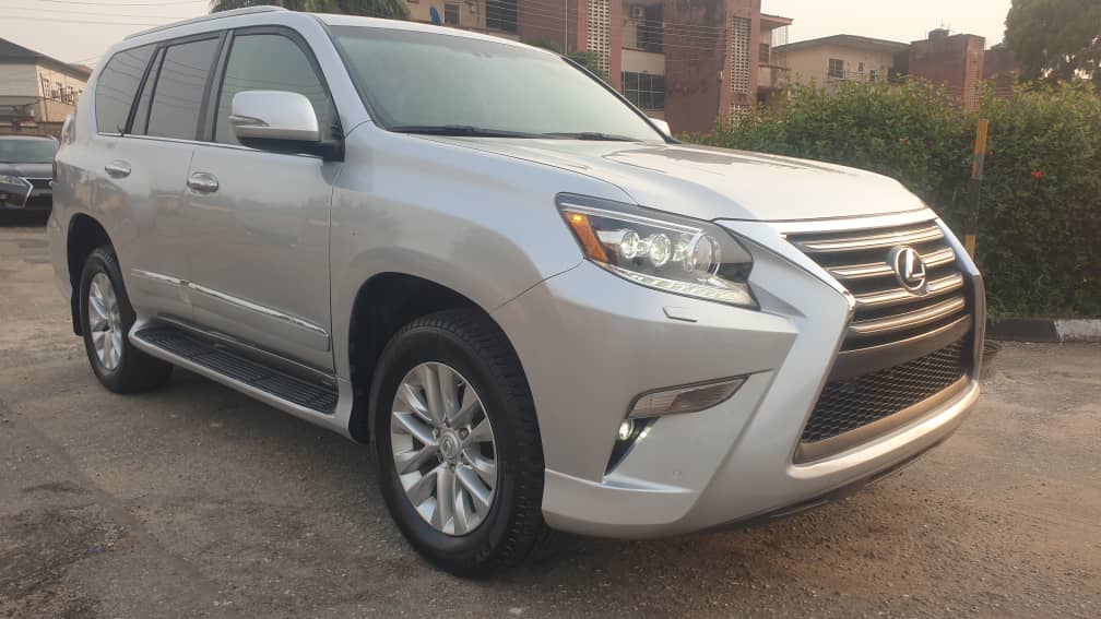 Foreign Used 2017 Lexus GX460 V8 – Push Start, Reverse Camera, Leather Seats ₦65550000
