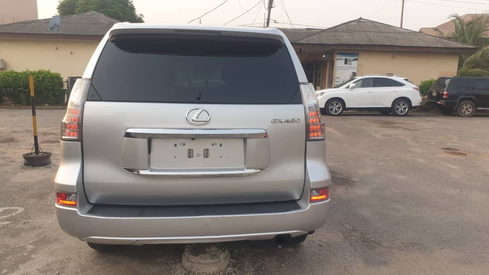 Foreign Used 2017 Lexus GX460 V8 – Push Start, Reverse Camera, Leather Seats ₦65550000