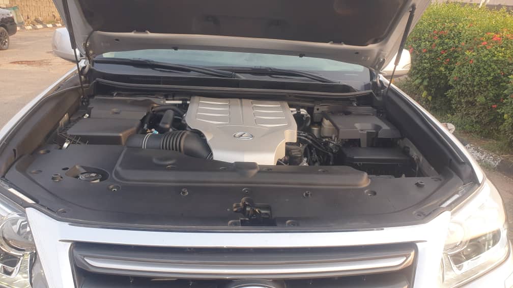 Foreign Used 2017 Lexus GX460 V8 – Push Start, Reverse Camera, Leather Seats ₦65550000
